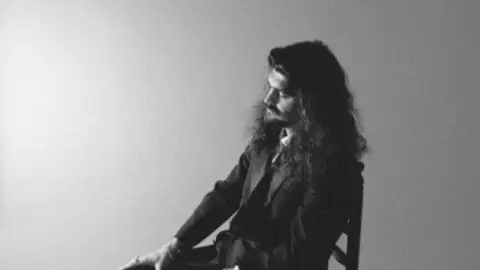 Israel Fernández-Imagen de Carlos Reverte