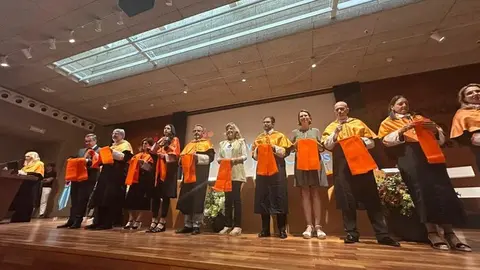 Engracia Hidalgo amadrina la graduación de Turismo de la URJC y anima a los nuevos profesionales a desarrollar su carrera en Madrid