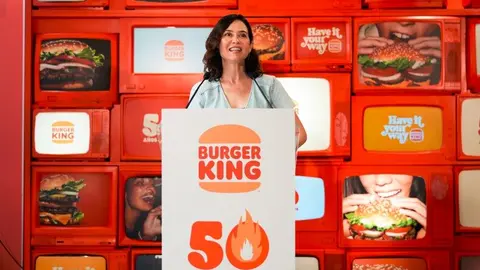 Isabel Díaz Ayuso, en el 50º de Burguer King en España - Foto Comunidad de Madrid