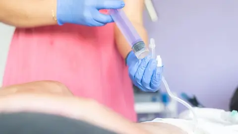 adELA_Hidratación con sonda en fase avanzada