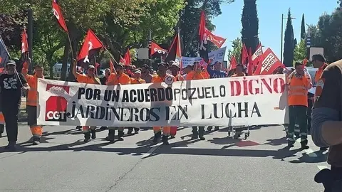 jardineros manifestándose en Pozuelo - X