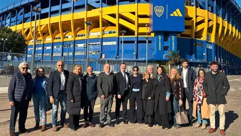 El consejero De Paco Serrano, durante su visita a La Bombonera - Foto Comunidad de Madrid
