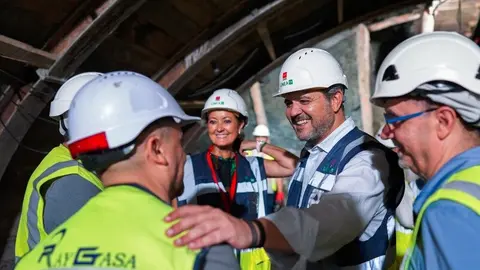 El consejero Rodrigo ha visitado hoy los trabajos de excavación del túnel - Foto Comunidad de Madrid
