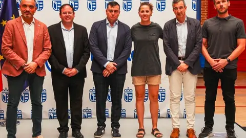 Presentación equipo fútbol sala femenino - Foto Ayuntamiento de Móstoles
