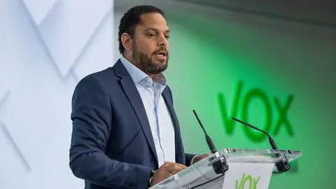 Ignacio Garriga en rueda de prensa desde la sede de Vox | Foto de Vox