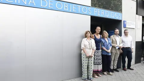 Hidalgo, durante su visita de este miércoles a la Oficina de Objetos Perdidos municipal