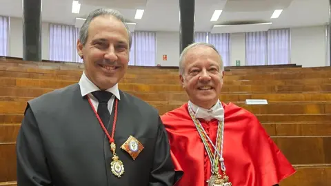 Eugenio Ribón y Ricardo Alonso. Reconocimiento a Eugenio Ribón de la Facultad de Derecho de la UCM - ICAM