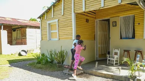 100 mil pisos para jugar, premio al mejor proyecto social