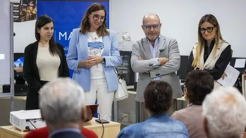 talleres de capacitación digital para mayores