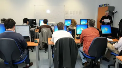 Foto de archivo de una sesión formativa impartida por la Agencia para el Empleo