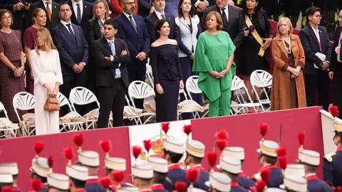 Ayuso durante el desfile militar - Comunidad de Madrid