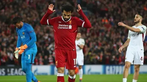 Instante de un encuentro de futbo. - UEFA.com