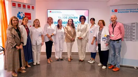 La consejera Matute, en el dispositivo Espronceda, que participa en el nuevo programa Tarde Joven - Foto Comunidad de Madrid