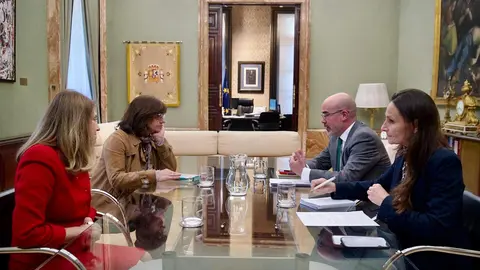 Reuni&oacute;n Almudena Lastra 2