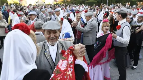 175 aniversario del nacimiento del chotis: homenaje en la plaza de Oriente - Foto Ayuntamiento Madrid