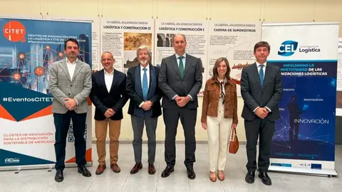 El consejero López-Valverde, en el Centro de Innovación para la Logística y el Transporte de Mercancías (CITET) - Foto Comunidad de Madrid