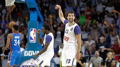 Llull celebrando la victoria contra Oklahoma City Thunder