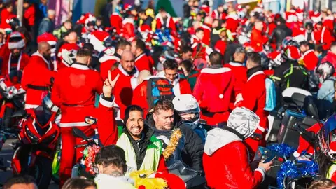 Papanoelada motera solidaria de M&oacute;stoles - Foto Ayuntamiento de M&oacute;stoles