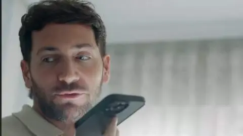 Clip del video &ldquo;Un regalo para la abuela&rdquo;