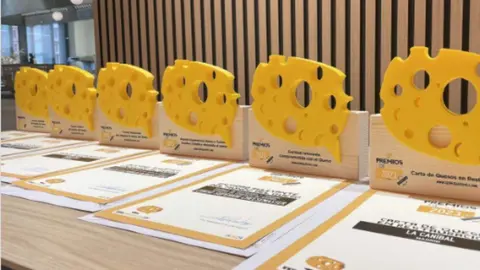 foto premios qdequesos