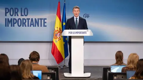 Alberto N&uacute;&ntilde;ez Feij&oacute;o comparece una vez finalizado el luto por al accidente de Adamuz | Foto del PP