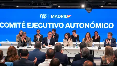 Ayuso durante el Comit&eacute; Ejecutivo Auton&oacute;mico - Foto del PP de Madrid