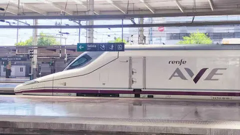 And&eacute;n AVE - Foto de Renfe
