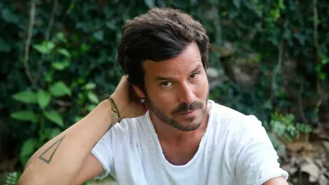 Guillermo B&aacute;rcenas - Taburete