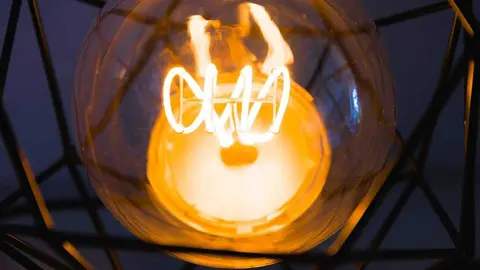 Electricidad - Foto de KaiPilger (Pixabay)