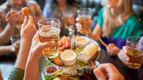 Restauraci&oacute;n - Foto de Syda Productions