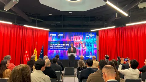 El consejero L&oacute;pez-Valverde ha inaugurado hoy, en el Centro Digitaliza  Madrid, esta jornada - Foto Comunidad de Madrid