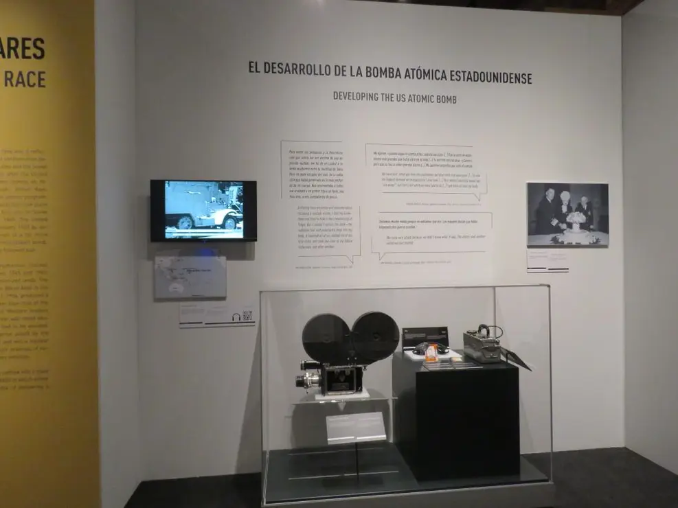 exposición El Muro de Berlín. Un mundo dividido en la Fundación Canal (12)