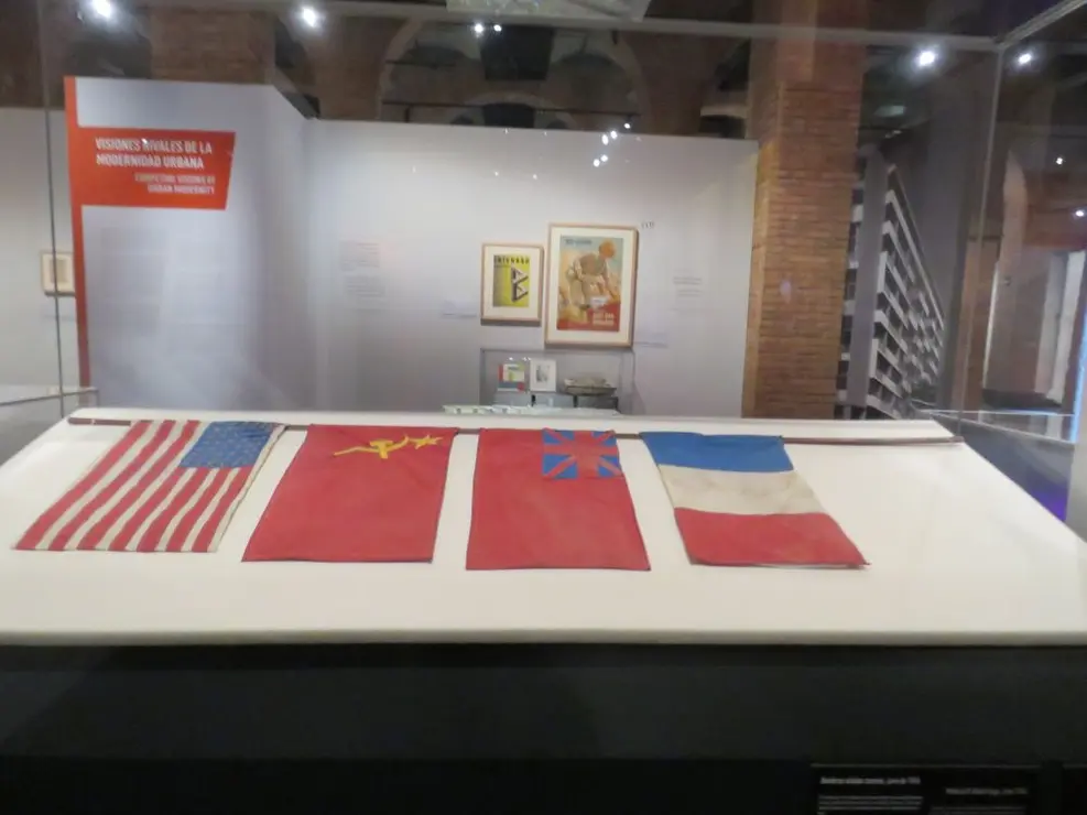 exposición El Muro de Berlín. Un mundo dividido en la Fundación Canal (17)