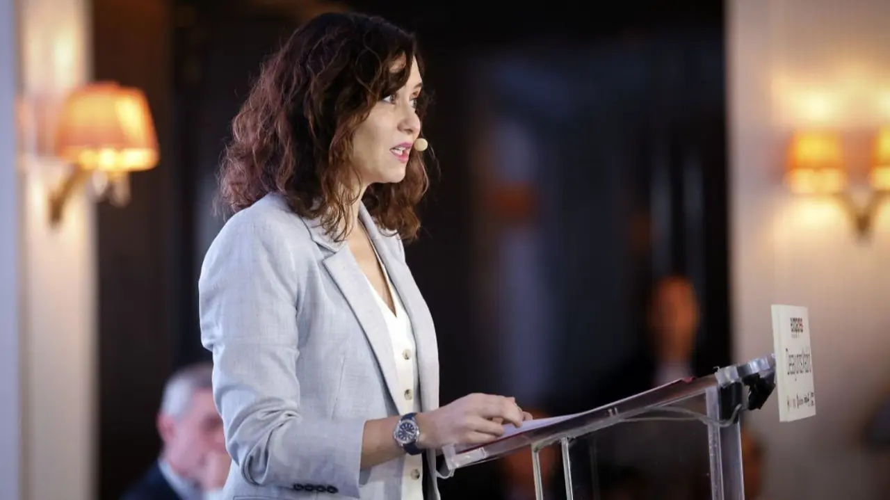 Isabel Díaz Ayuso en un desayuno informativo - Foto de la Comunidad de Madrid