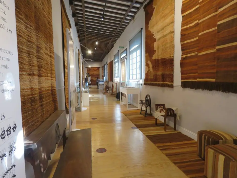 En la Real Fábrica de Tapices exposición Paisajes Tejidos de Atelier Talasin (5)