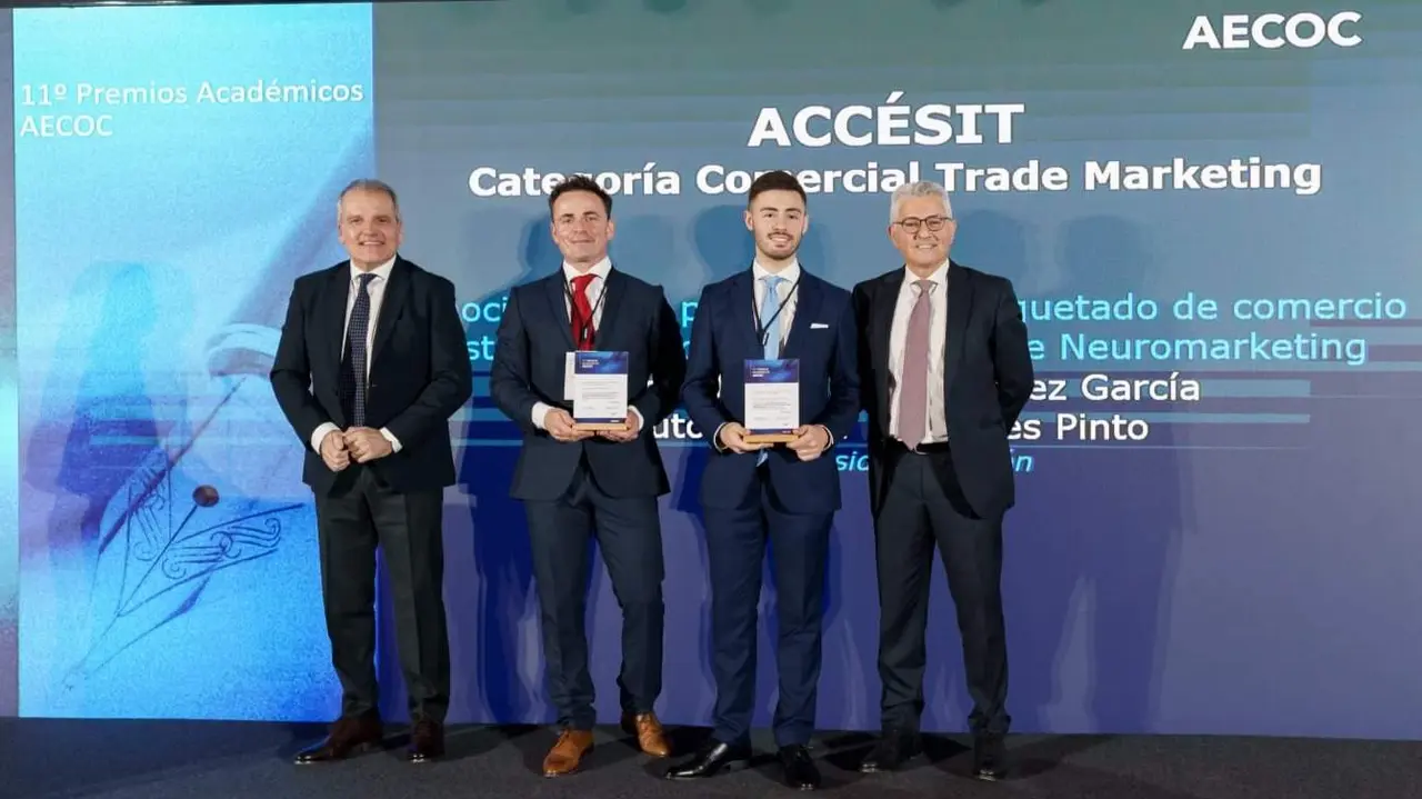 José María Vázquez García, graduado de la Universidad de León (ULE), galardonado con el premio accésit en la categoría de ‘Marketing y Comercialización’ - AECOC