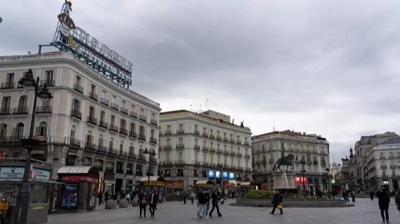 Puerta del Sol, en Madrid, un día desapacible - Servimedia