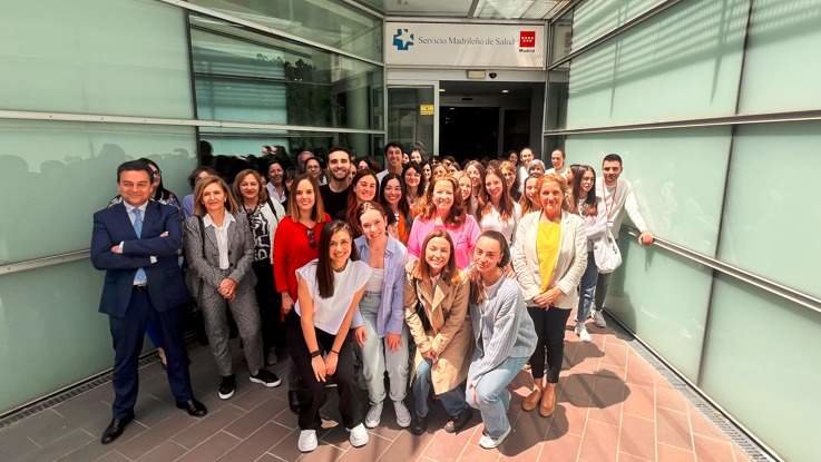 La Consejera Matute junto a profesionales de la Enfermería  - Comunidad de Madrid