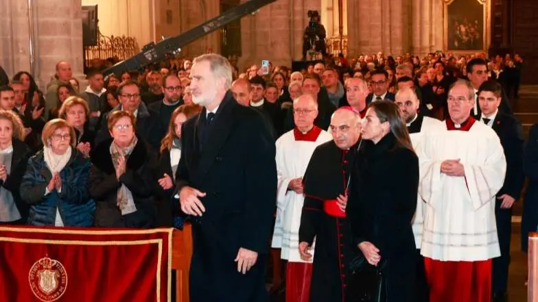 Los Reyes a su llegada a la catedral - Foto de la Casa del Rey