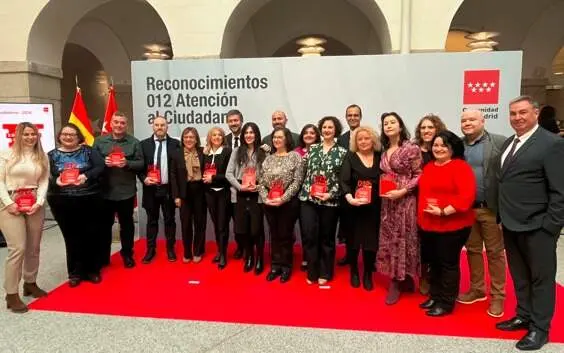 Reconocimiento a los empleados más veteranos del servicio 012 de Atención al Ciudadano - Foto Comunidad de Madrid