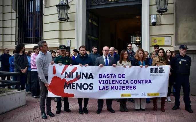 Minuto de silencio en Madrid por la menor asesinada en Murcia, primera víctima infantil de violencia vicaria en 2025