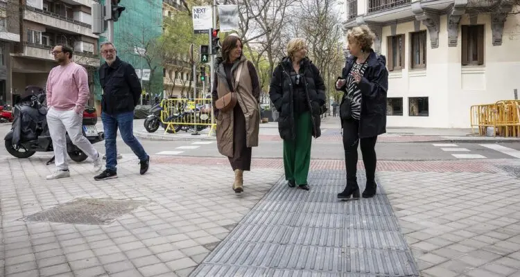 Estado actual de la calle Príncipe de Vergara entre Diego de León y María de Molina