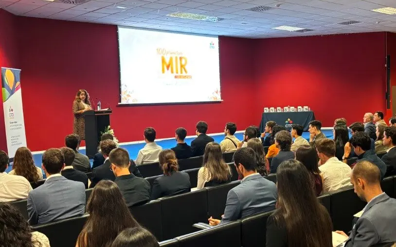 La consejera Matute, en los premios Mejor MIR de 2025 que concede el Grupo CTO - Foto Comunidad de Madrid