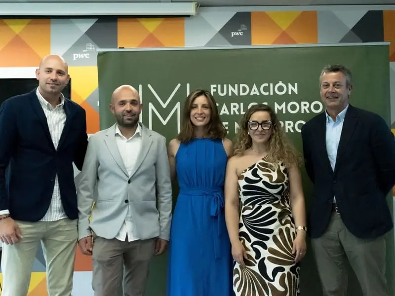 Los 3 finalistas Premios EmprendES, Miel79 (ganador) vinos y natursnacks