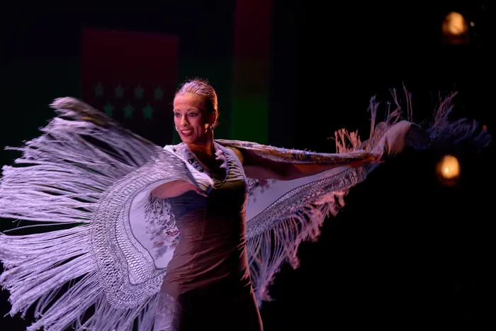 Presentación Suma Flamenca 2024 Bailaora Lucía Ruibal