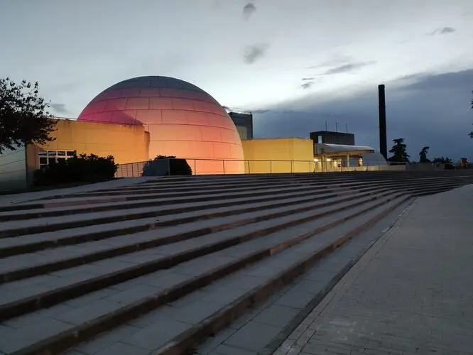 Imagen de archivo del exterior de Planetario Madrid