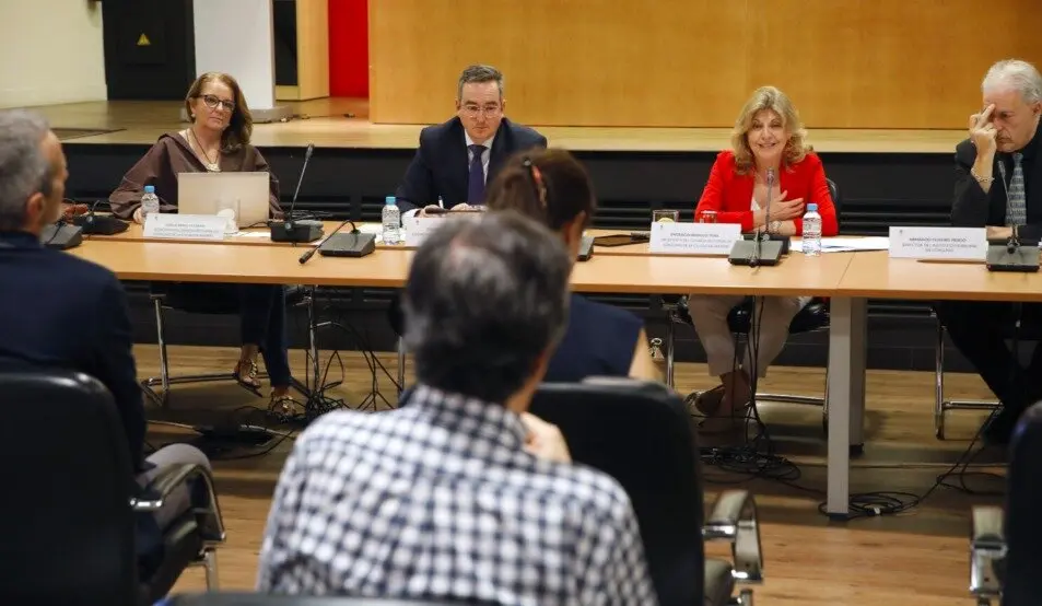 Hidalgo, en la sesión constitutiva del Consejo Sectorial de Consumo - Foto Ayuntamiento de Madrid