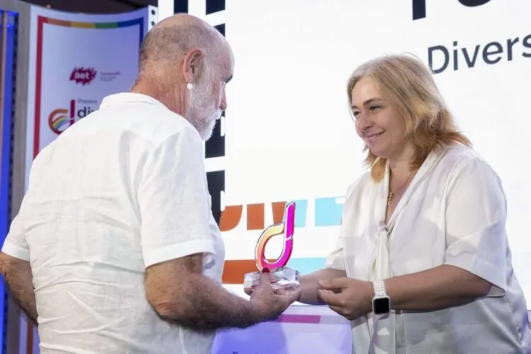 Madrid reconoce la labor por la diversidad en los Premios Diversa 2025 con un galardón a la Fundación 26 de Diciembre