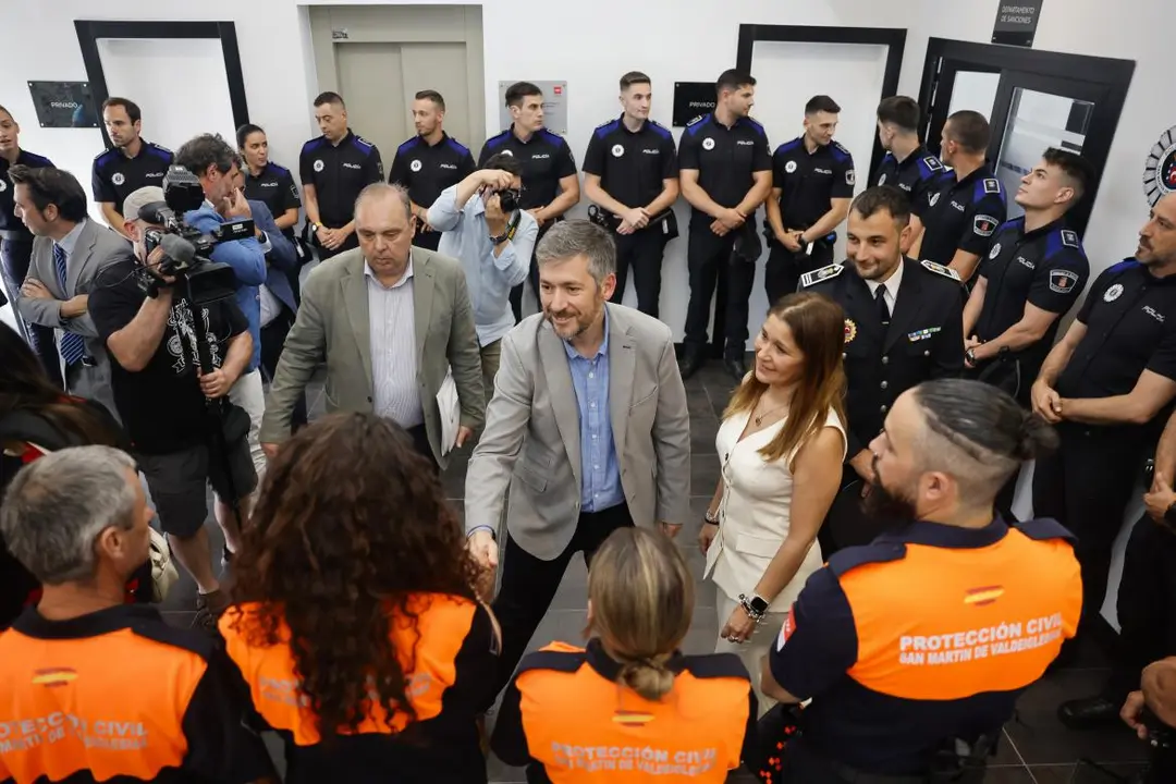El consejero García Martín inaugura el nuevo Centro de Emergencias de San Martín  de Valdeiglesias - Foto Comunidad de Madrid