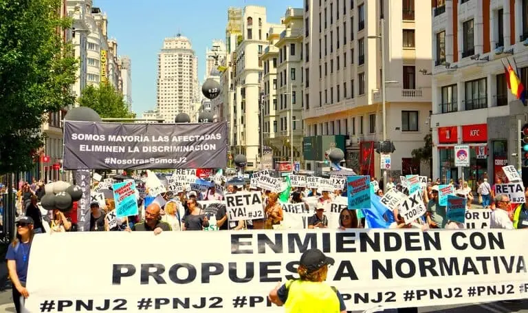 manifestación  MOVIMIENTO #J2